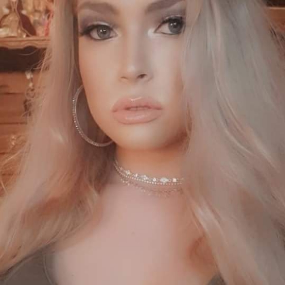 Meet your Posher, Brianna - Picture 4 of 10